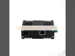 Mini industriel 100/1000BASE-X SFP à 10/100/1000BASE-T 30 W PoE+ convertisseur de médias