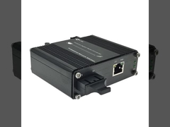 Convertisseur multimédia mini industriel 100BASE-FX à 10/100BASE-T 60W PoE++ avec IEEE802.3af/at conforme