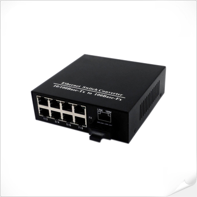 Commutateur Ethernet fibre optique 8 ports 10/100Base-TX + 1 port 100Base-FX