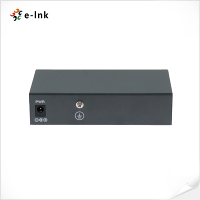 4 ports RJ45 à 2,5 Gbps + 2 ports Ethernet à fibre SFP+ à 10 G